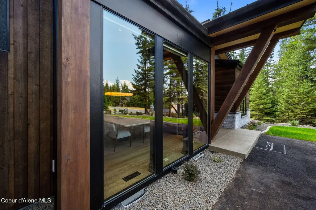 3818 E Winray Drive Hayden ID 83835