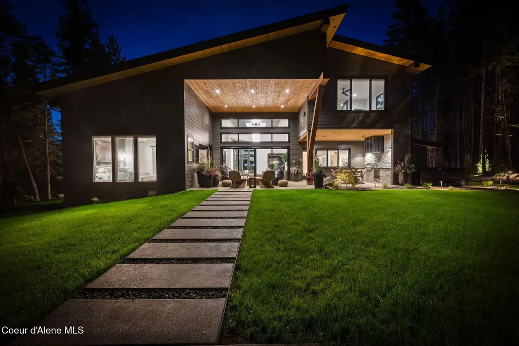 3818 E Winray Drive Hayden ID 83835