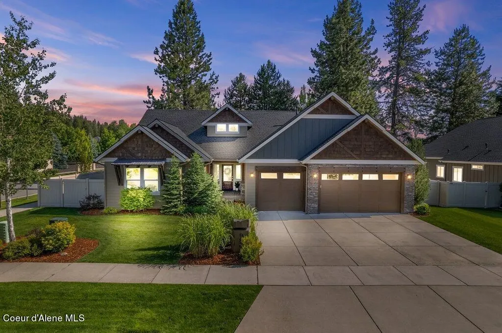 998 E Maroon Creek Drive Hayden ID 83835