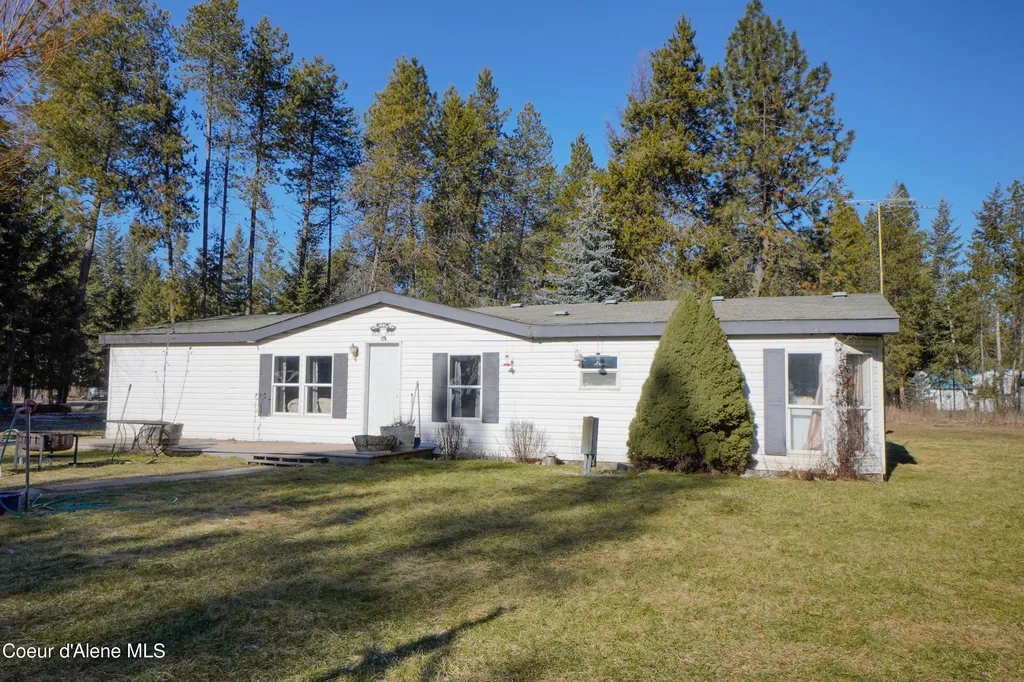726 Shingle Mill Loop Bonners Ferry ID 83805