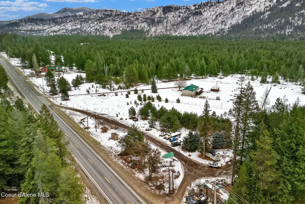 49483 Us-95 Naples ID 83847