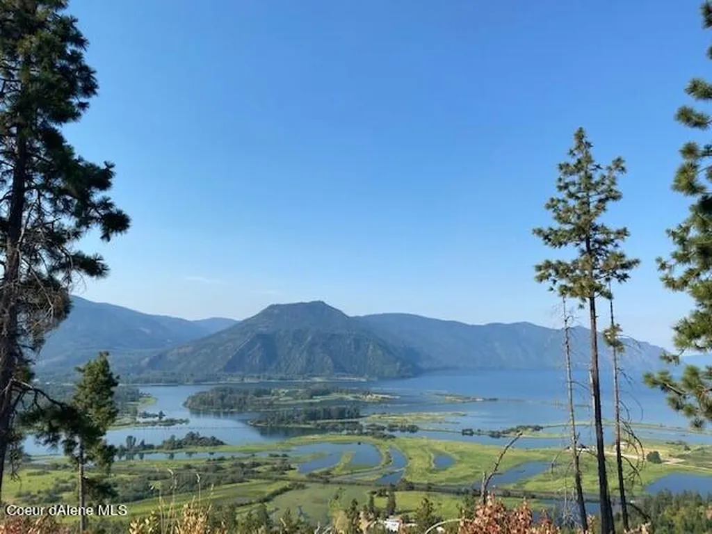 Lot F Highway 200 Hope ID 83836