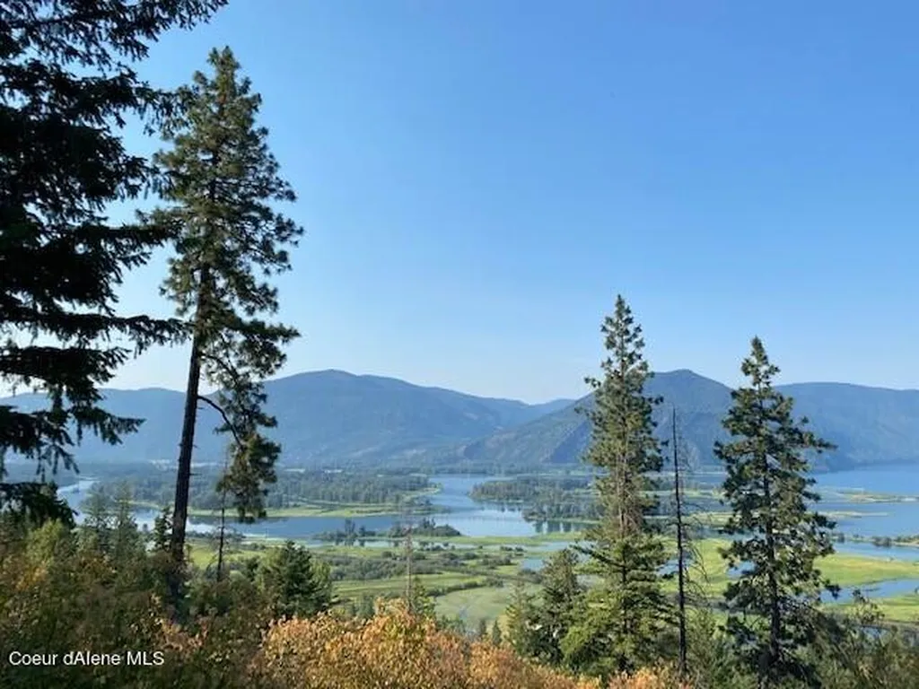 Lot E Highway 200 Hope ID 83836