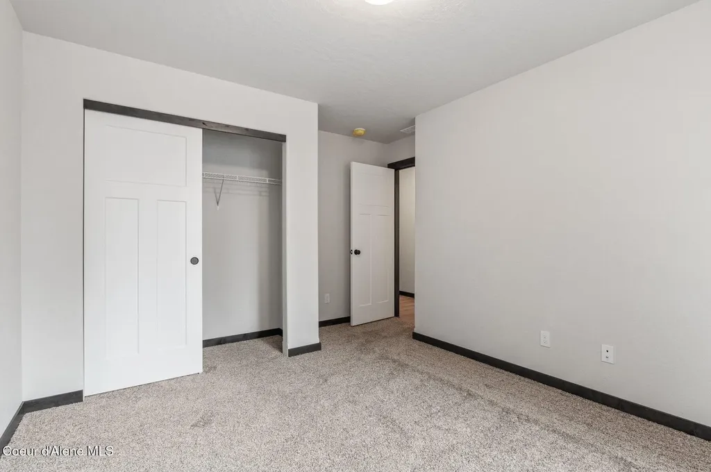 501 Swan Shores Drive Sagle ID 83860