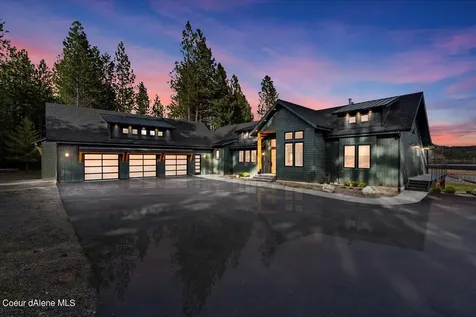 13846 N Hauser Lake Road Hauser ID 83854