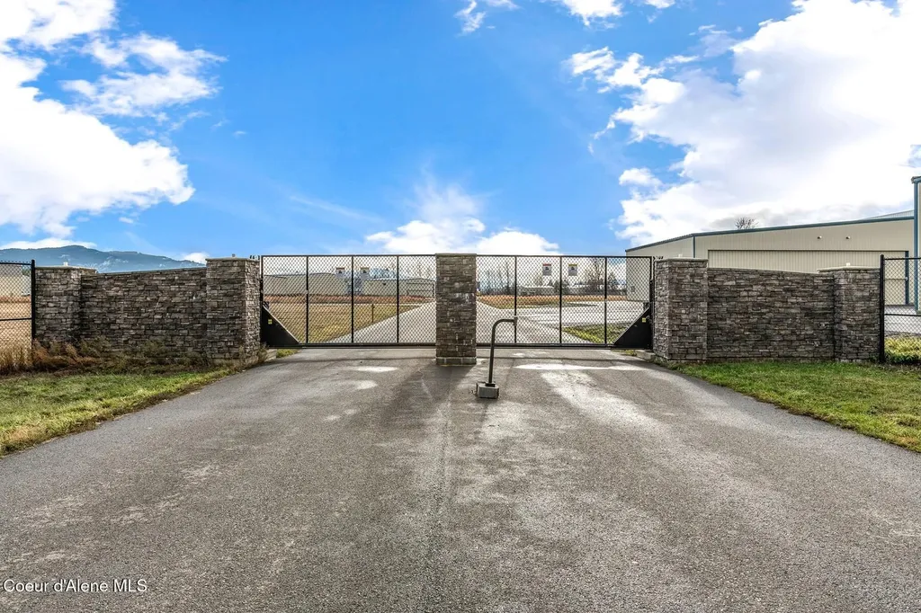 1189 Woodland Drive Sandpoint ID 83864