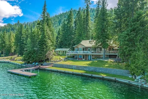1687 Wooded Acres Drive Sagle ID 83860