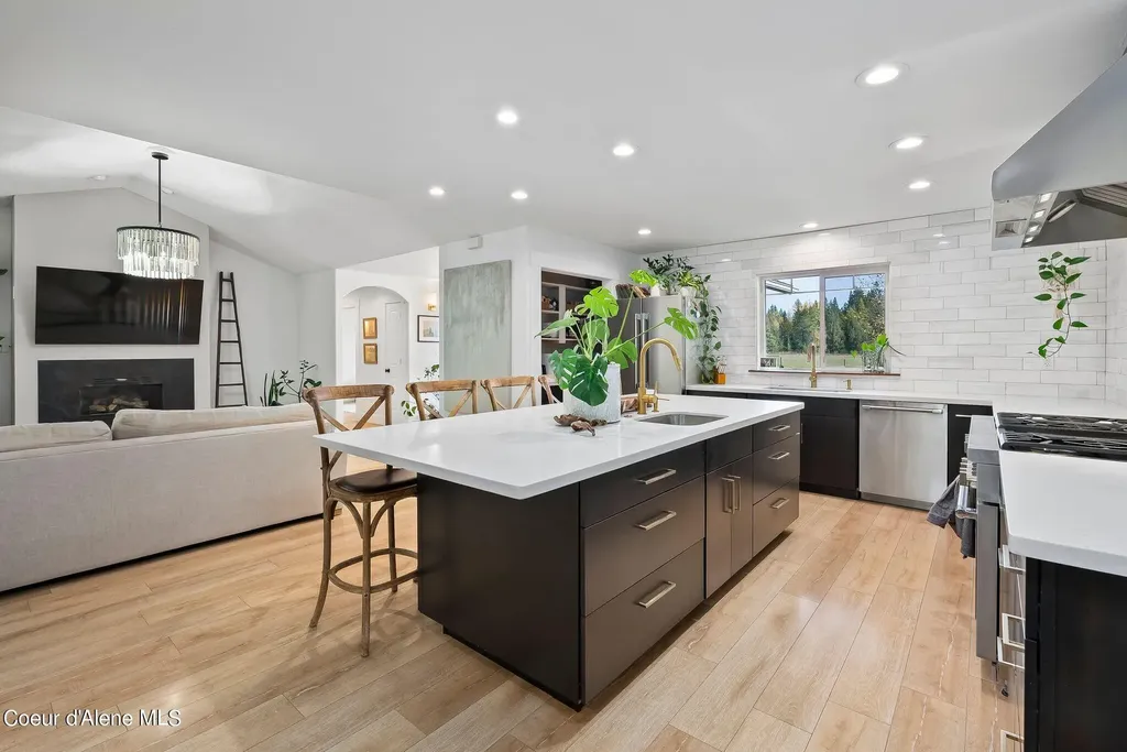 80 Bobtail Road Sandpoint ID 83864