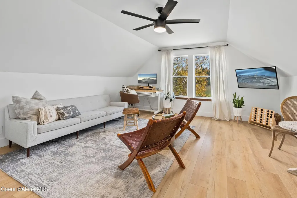 80 Bobtail Road Sandpoint ID 83864