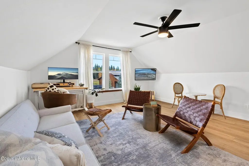 80 Bobtail Road Sandpoint ID 83864