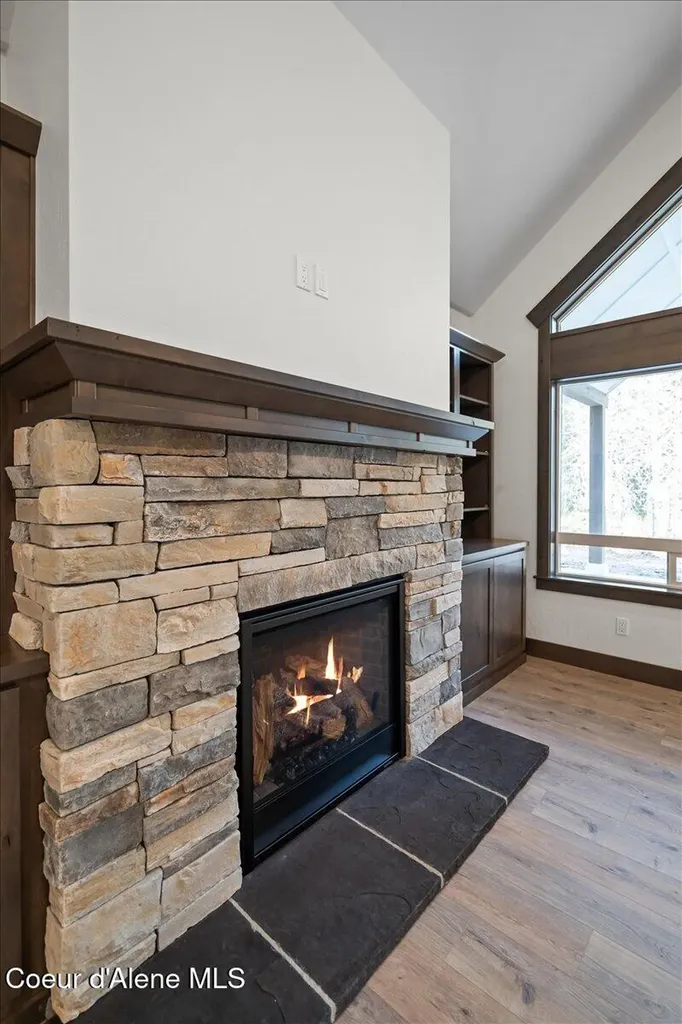 1568 E Smidgeon Drive Rathdrum ID 83858