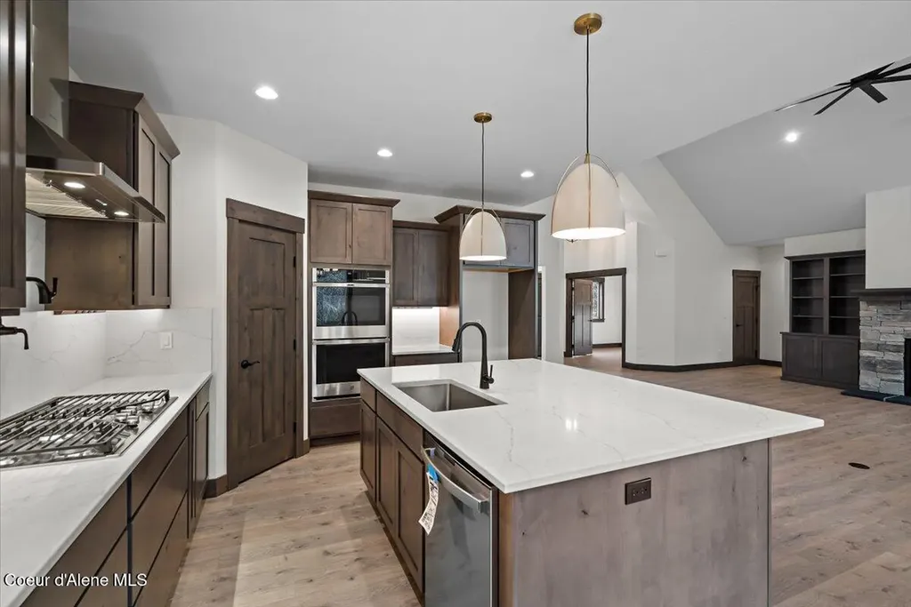 1568 E Smidgeon Drive Rathdrum ID 83858