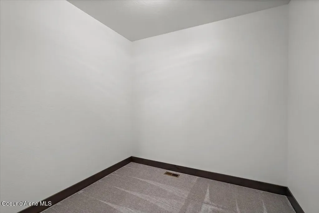 1568 E Smidgeon Drive Rathdrum ID 83858