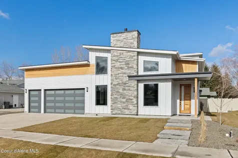 1321 E Ezra Avenue Hayden ID 83835