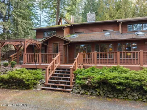 5884 & 5880 E Hayden Lake Road Hayden ID 83835