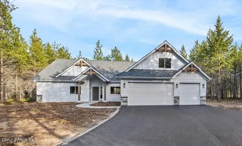 22461 N Ceylon Road Rathdrum ID 83858
