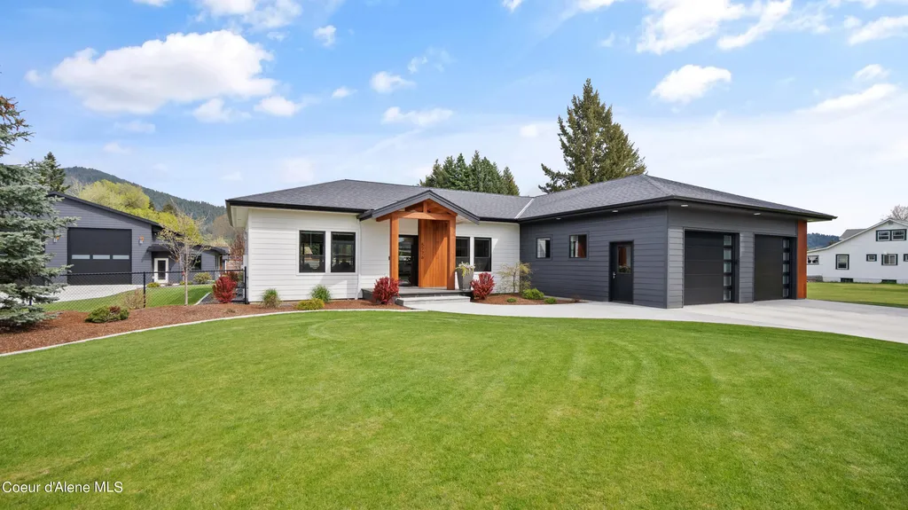 5776 N Davenport Street Dalton Gardens ID 83815