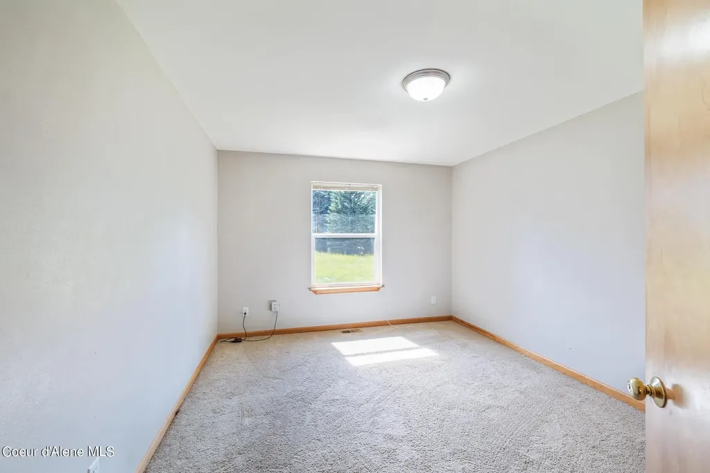 299 Reload Road Sandpoint ID 83864