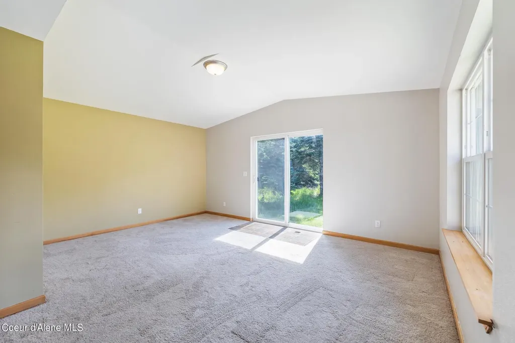 299 Reload Road Sandpoint ID 83864
