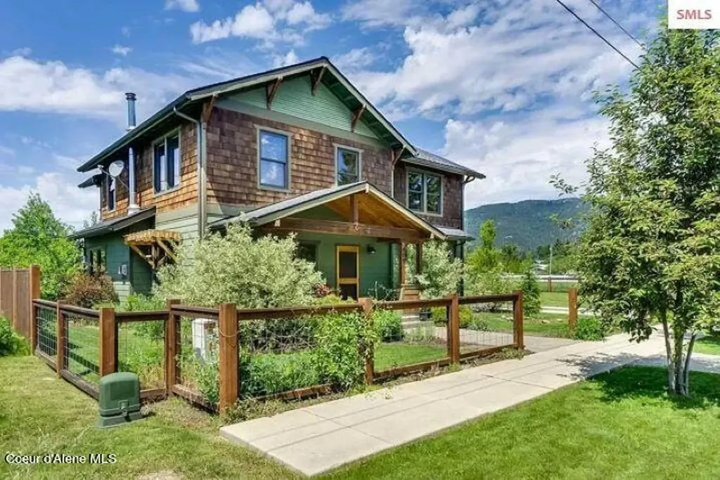 409 N Monroe Avenue Sandpoint ID 83864