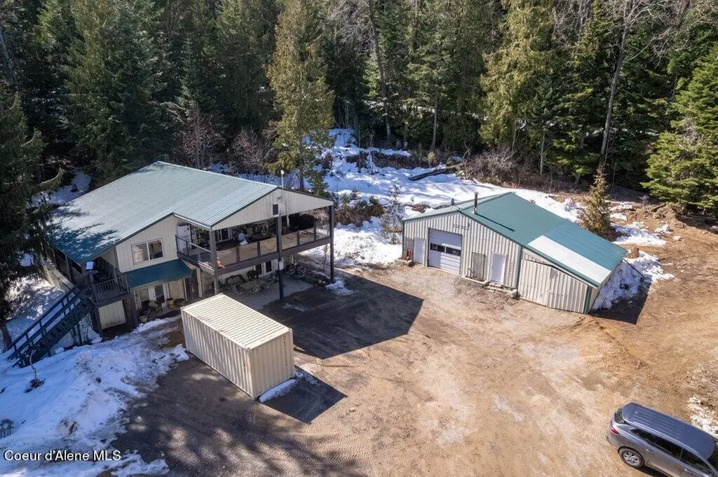 12080 E Trout Pond Road Athol ID 83801