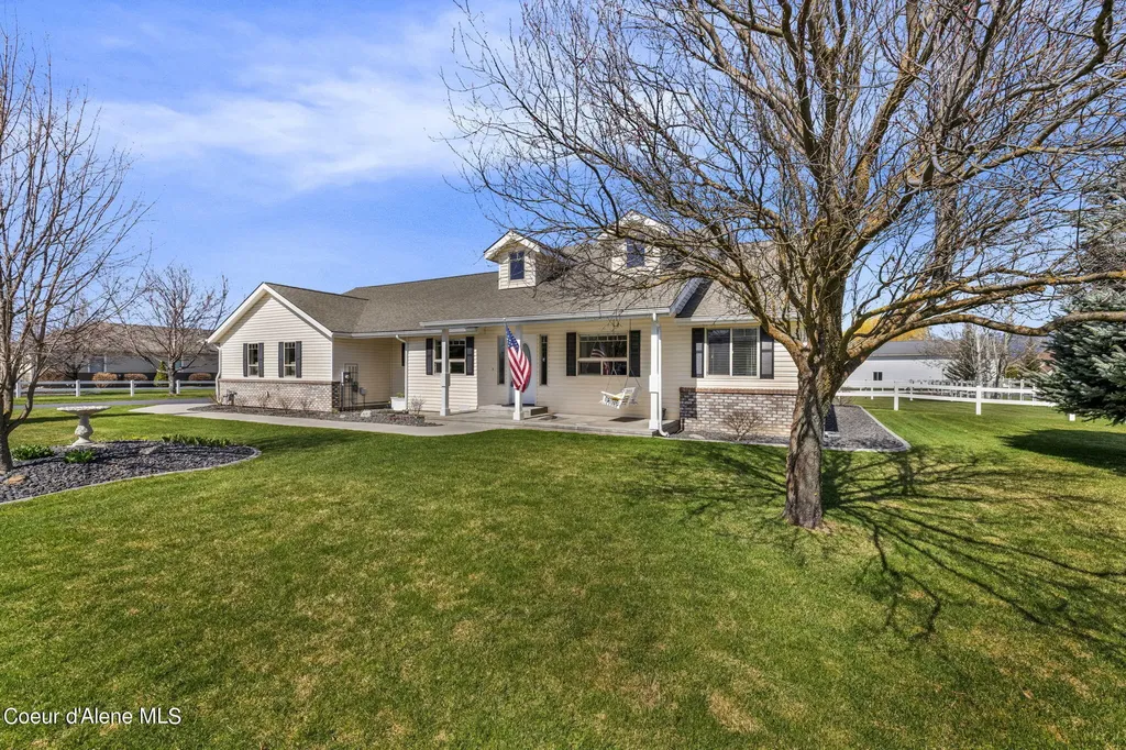 1237 W Grange Avenue Post Falls ID 83854