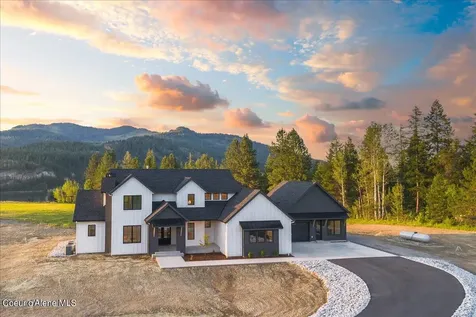 95 Nugget Way Priest River ID 83856