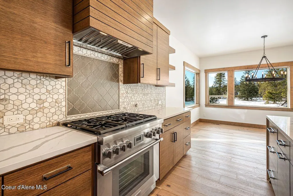 L6B10 N Walden Loop Rathdrum ID 83858