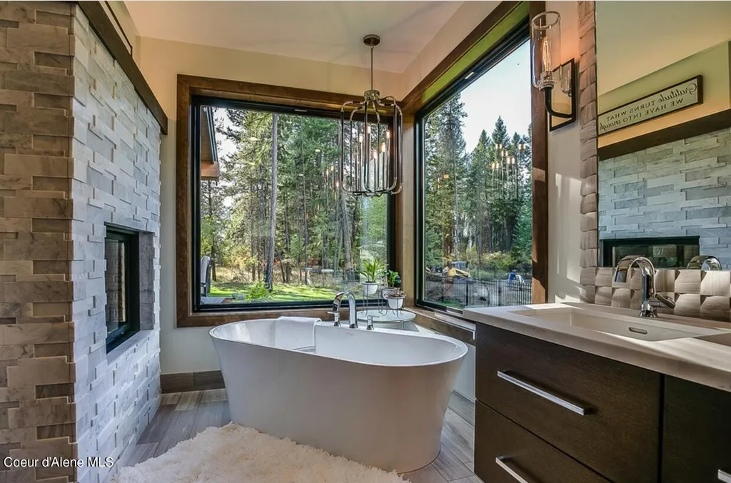 L6B10 N Walden Loop Rathdrum ID 83858
