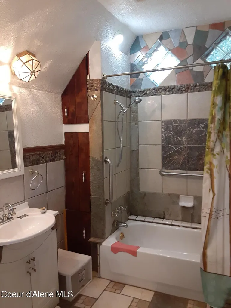 2212 Ora Avenue St. Maries ID 83861