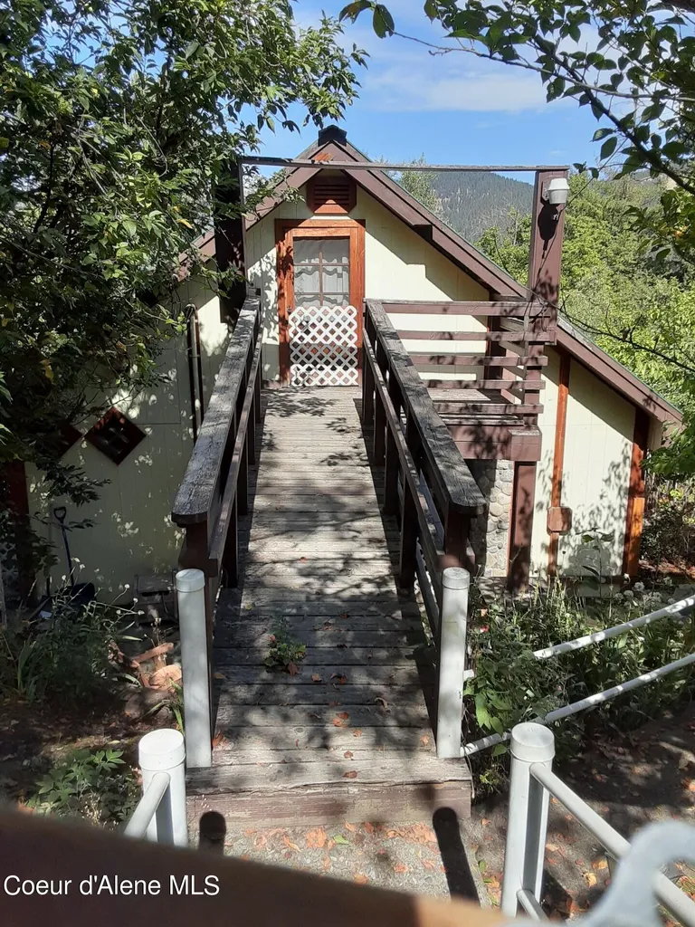 2212 Ora Avenue St. Maries ID 83861