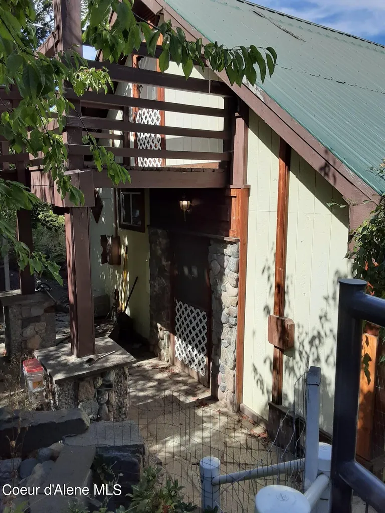 2212 Ora Avenue St. Maries ID 83861