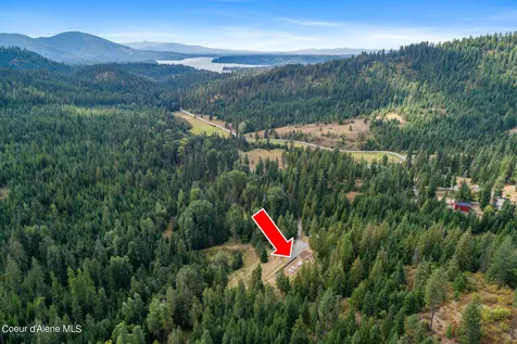 11590 E Mokins Bay Road Hayden ID 83835