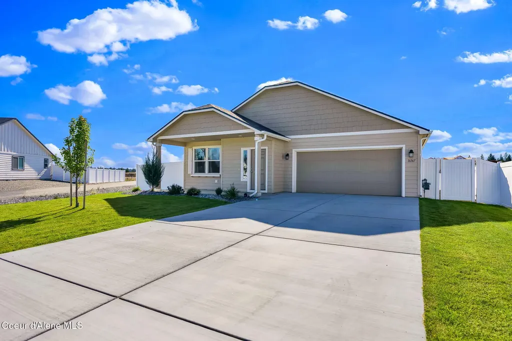 16167 N Hadley Loop Rathdrum ID 83858