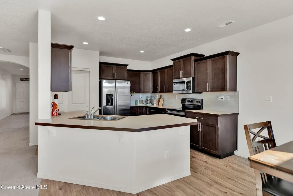 16167 N Hadley Loop Rathdrum ID 83858