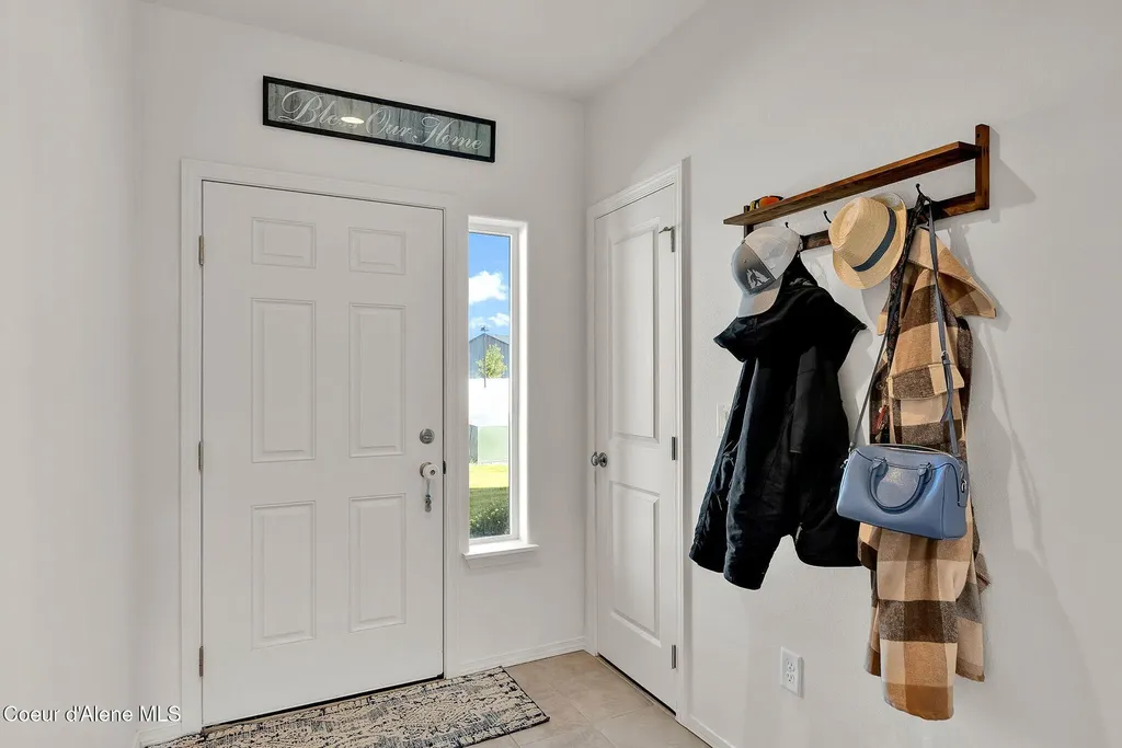 16167 N Hadley Loop Rathdrum ID 83858