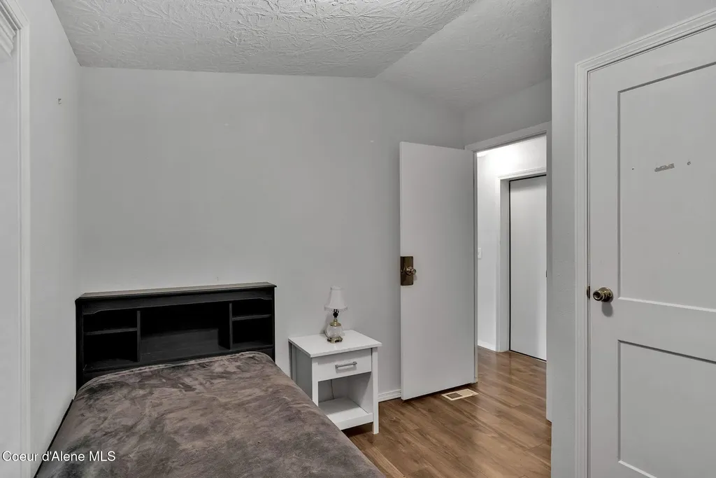 74 E Walrose Loop Hayden ID 83835