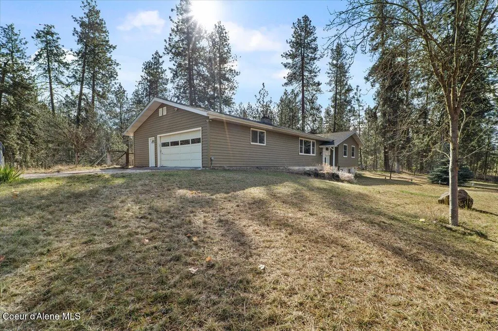 1423 S Pulpwood Road Medical Lake WA 99022