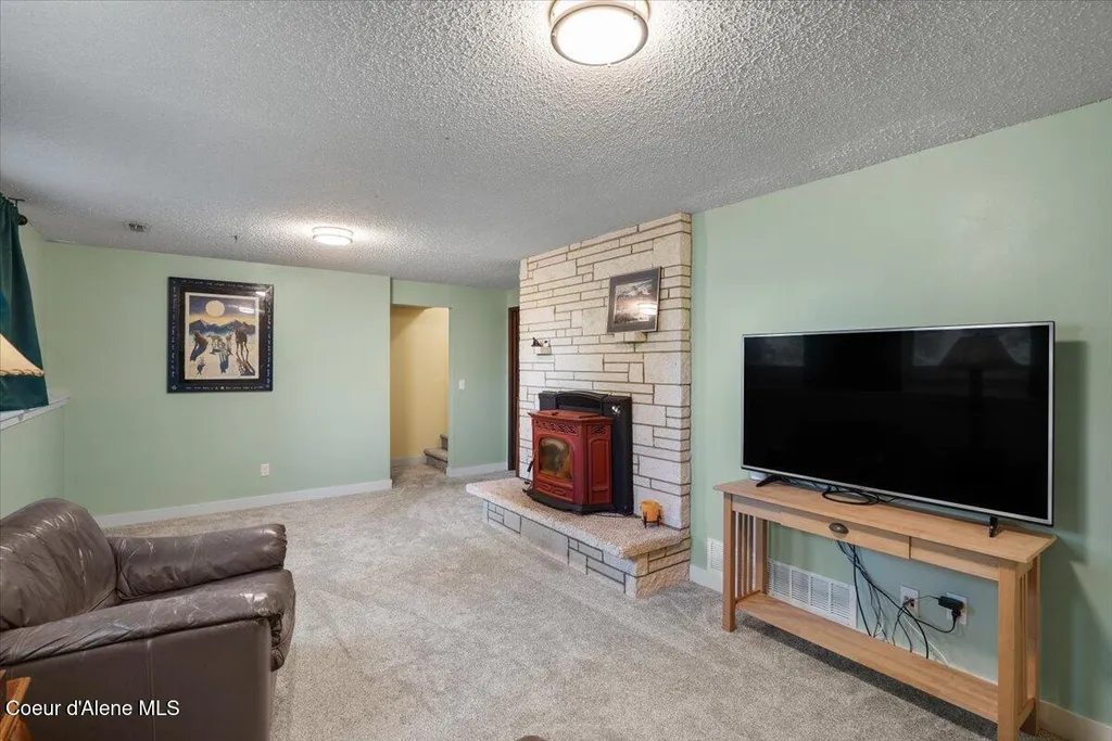 1423 S Pulpwood Road Medical Lake WA 99022