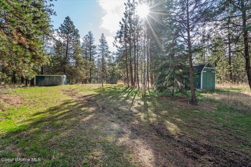 1423 S Pulpwood Road Medical Lake WA 99022