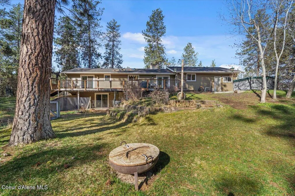 1423 S Pulpwood Road Medical Lake WA 99022