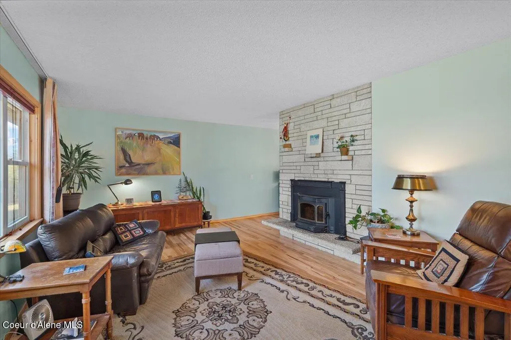 1423 S Pulpwood Road Medical Lake WA 99022