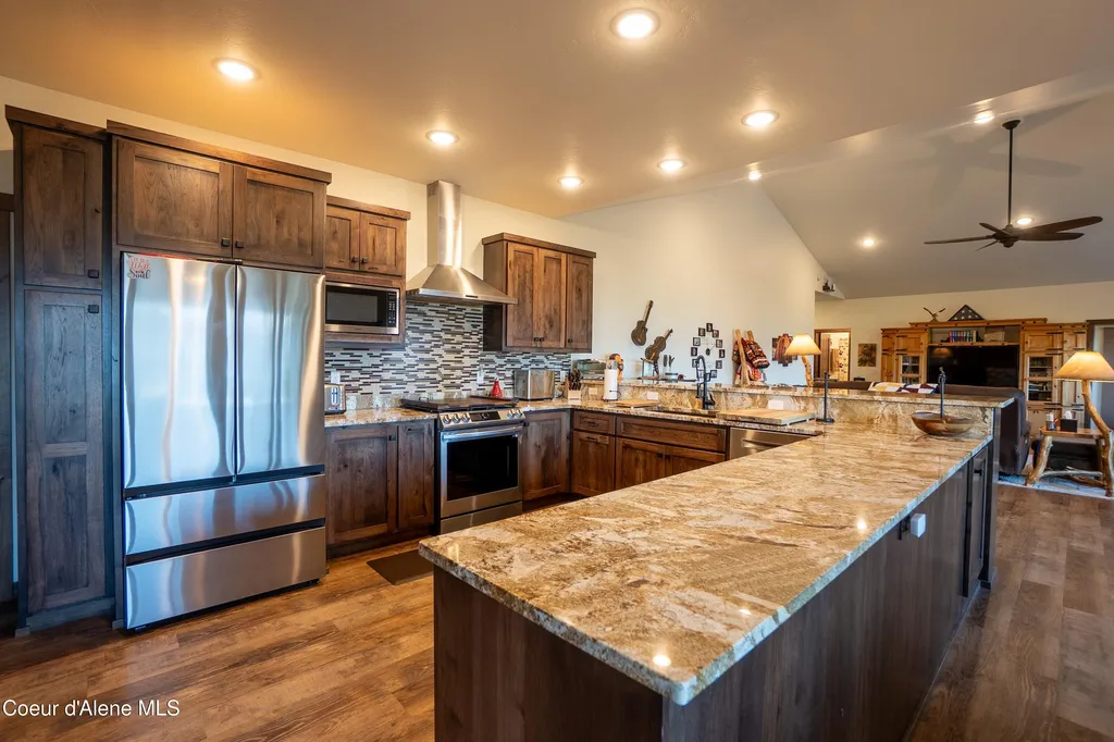 111 Majestic Lane Bonners Ferry ID 83805