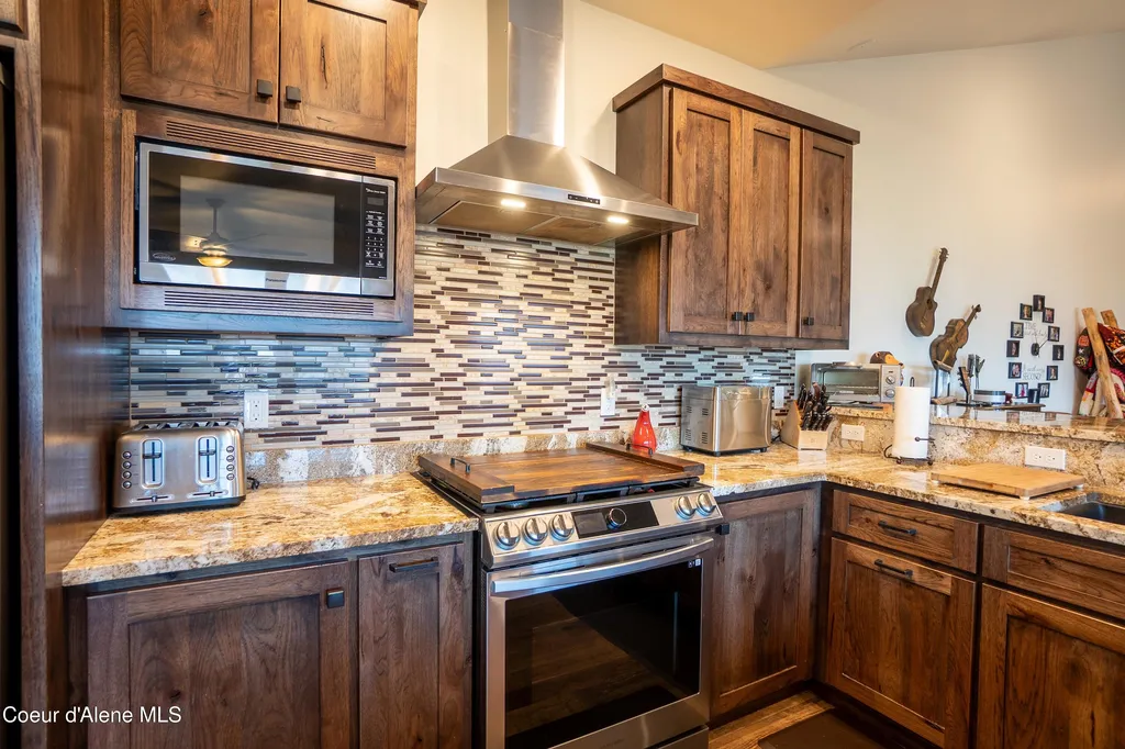 111 Majestic Lane Bonners Ferry ID 83805