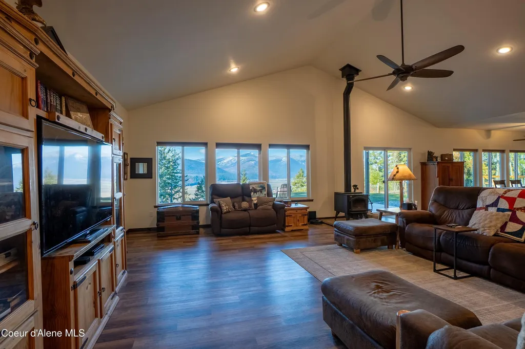 111 Majestic Lane Bonners Ferry ID 83805