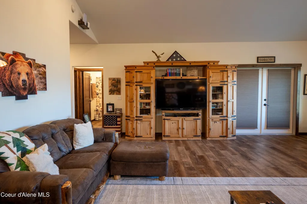 111 Majestic Lane Bonners Ferry ID 83805