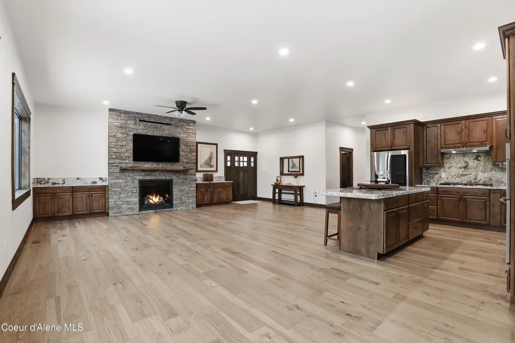 216 Mara Meadows Athol ID 83801
