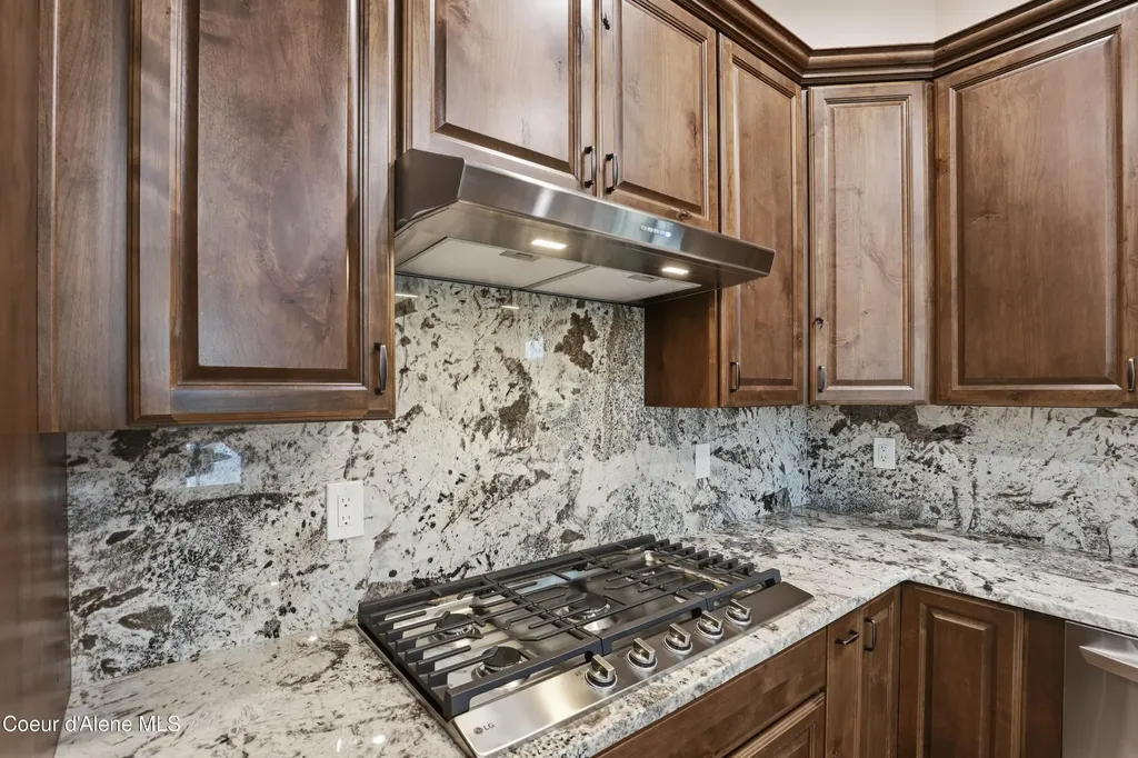 216 Mara Meadows Athol ID 83801