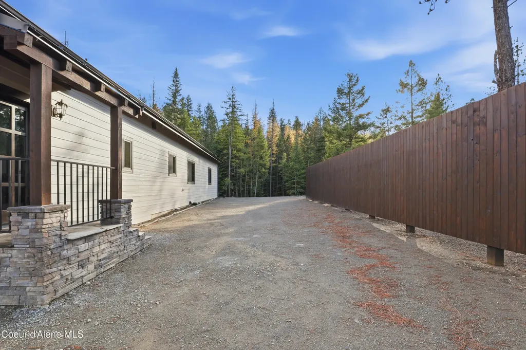 216 Mara Meadows Athol ID 83801