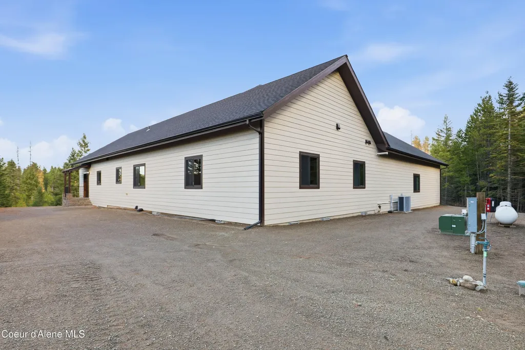 216 Mara Meadows Athol ID 83801